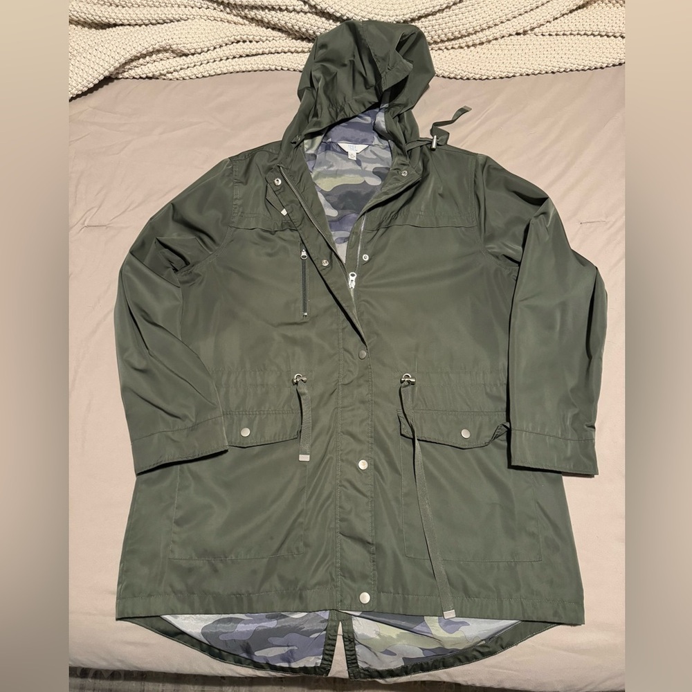 Women’s Rain/Trench Coat